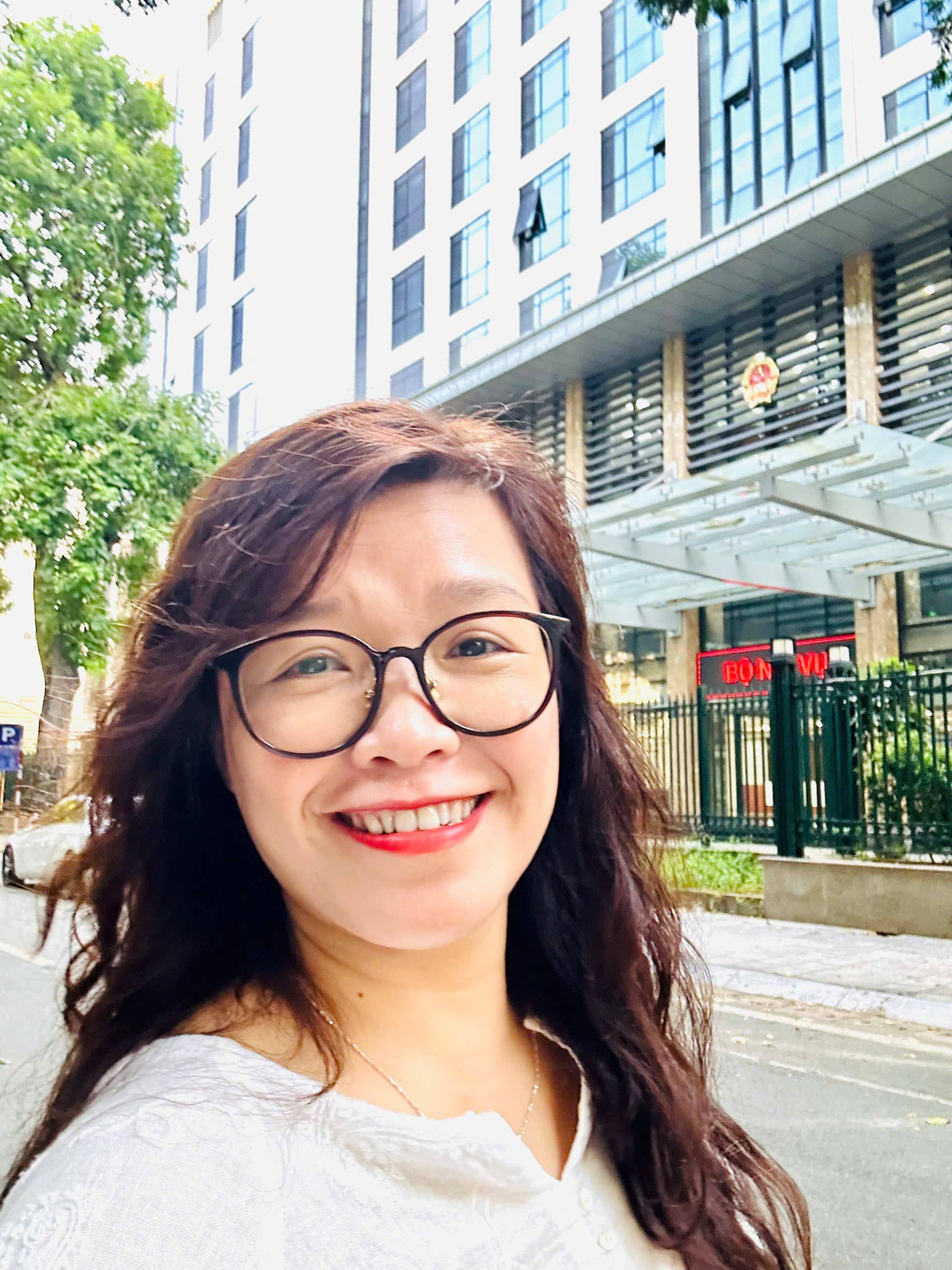 Nguyễn Thị Vân Hồng